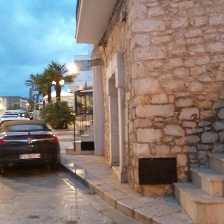 הוילה קרוביניו Casa Corso Vittorio Emanuele 131 מראה חיצוני תמונה